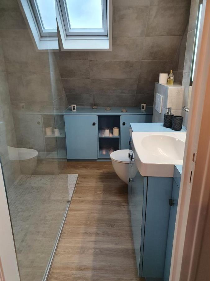 Bel Appartement Ensoleille En Ville Pont-Évêque Buitenkant foto